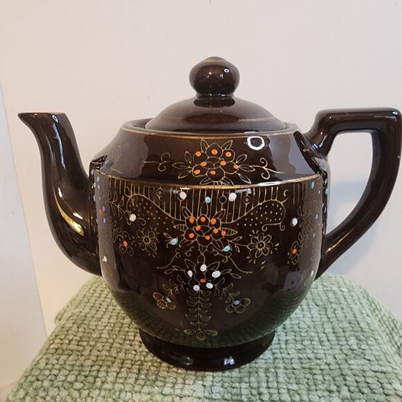 Vintage Japan Brown Teapot Hand Painted Gold Floral Enamel Dot 6in Midcentury - Picture 1 of 10